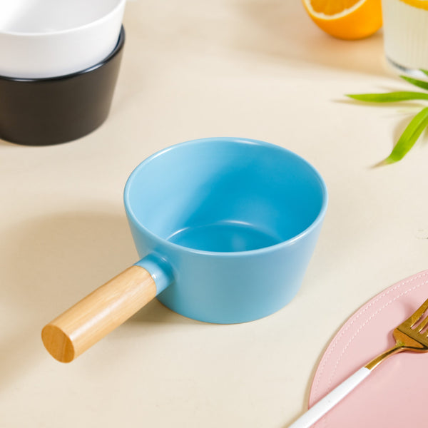 Ceramic Bowl With Wooden Handle Blue 450 ml