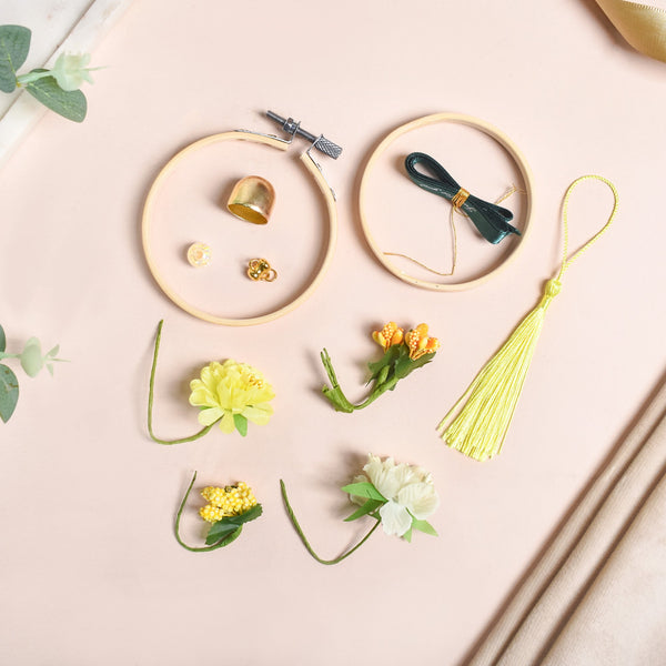 DIY Flower Car Charm For Rearview Mirror