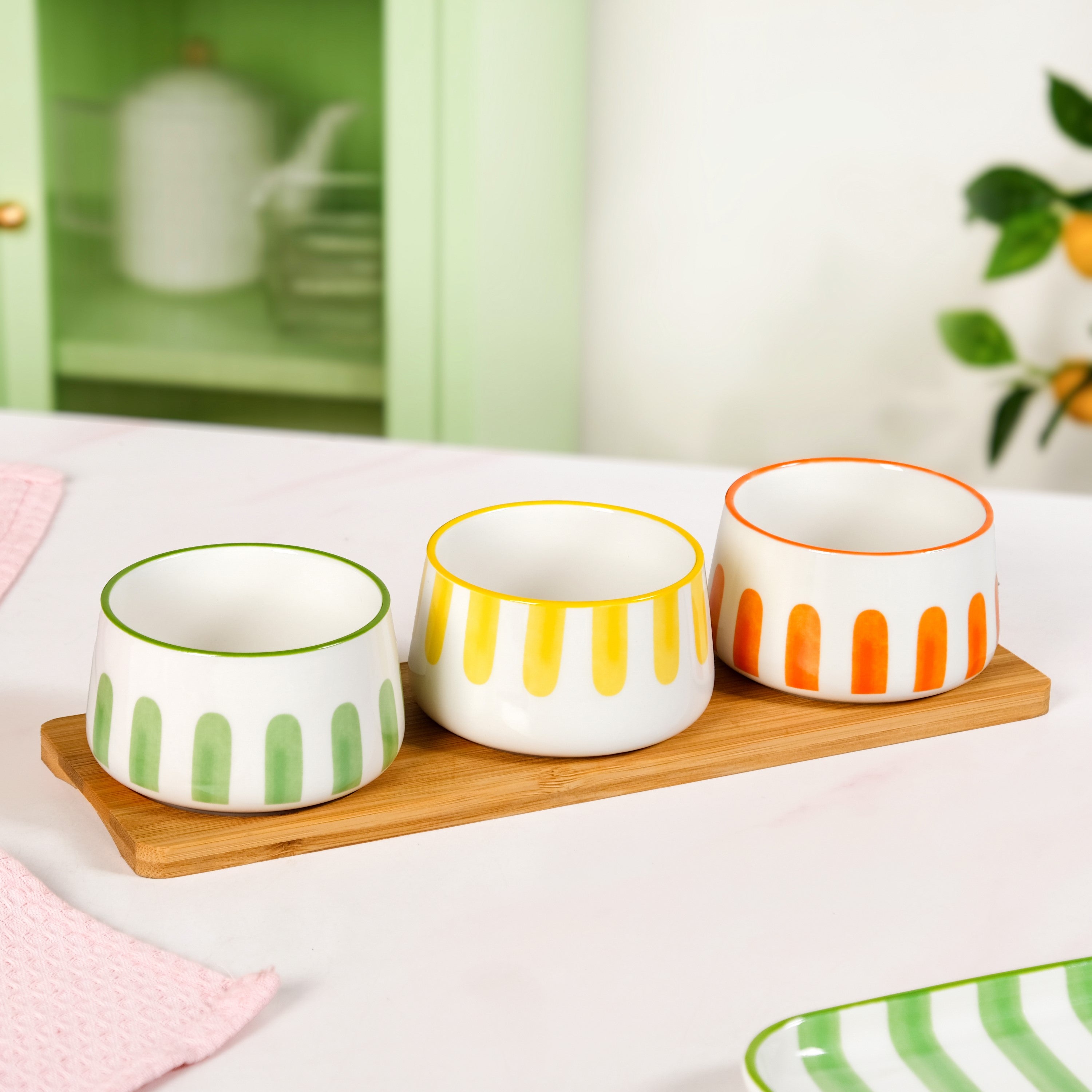 Carnival Stripe Bowls With Tray Set Of 4