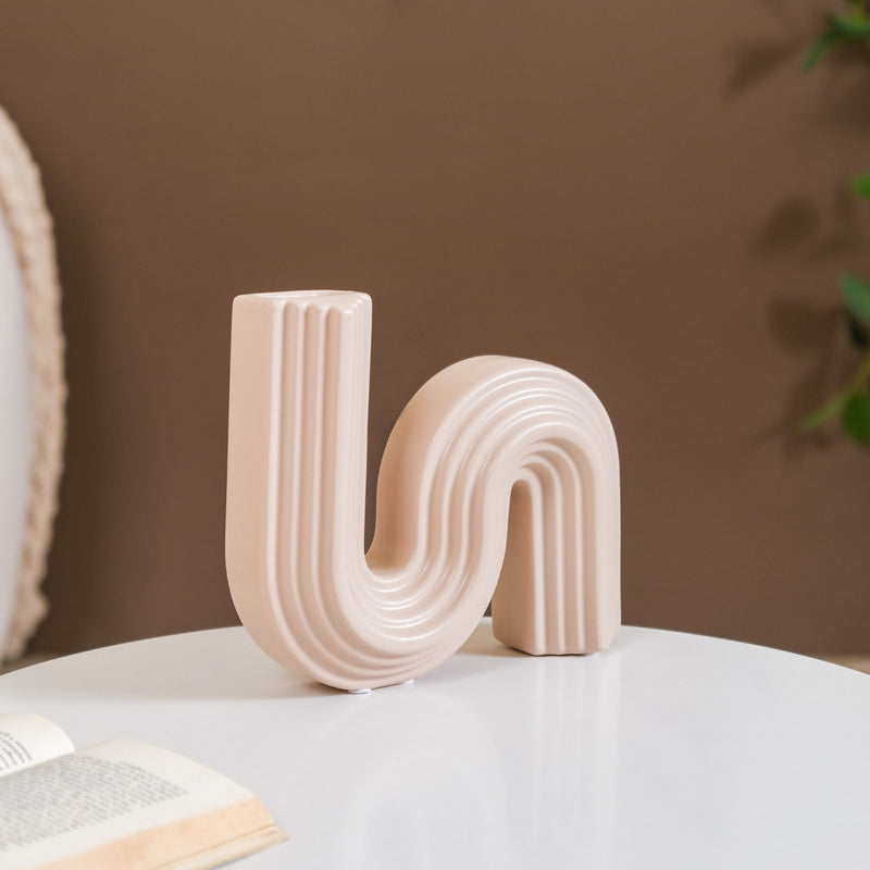 Nordic Wavy Ceramic Vase Beige