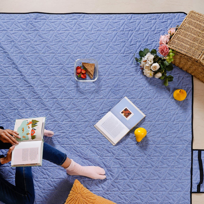 Quilted Briefcase Picnic Mat 84x60 Inch