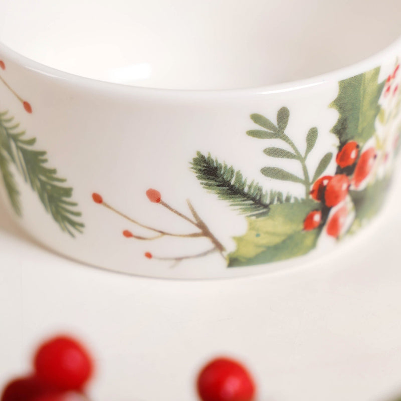Christmas Themed Bowls And Platter Set Of 4