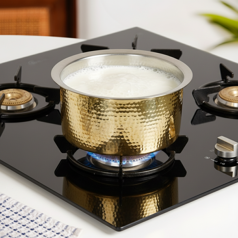 Classic Brass Patila With Lid 2000ml