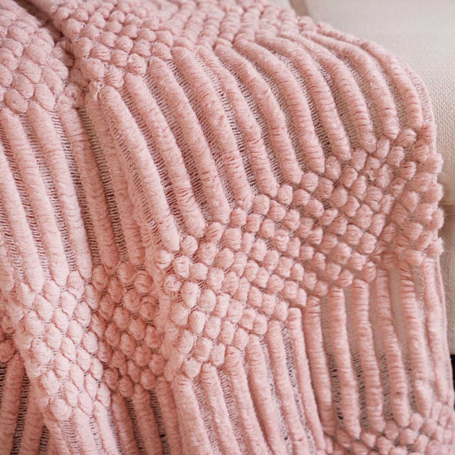 Textured Light Pink Throw Online - Premium Throw Blanket | Nestasia