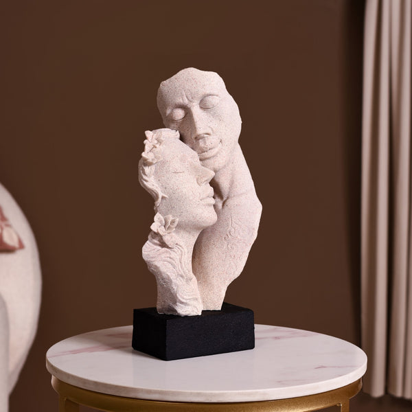 Stoneware Warm Embrace Couple Figurine For Home Decor