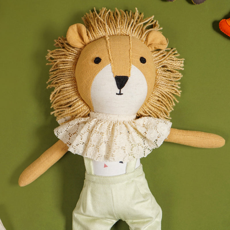 Cuddly Lion Plush Toy For Kids