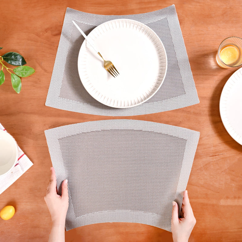 Curvy Contemporary Placemat Set Of 6
