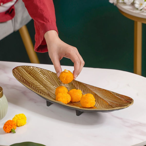 Metal Decorative Platter For Table Gold