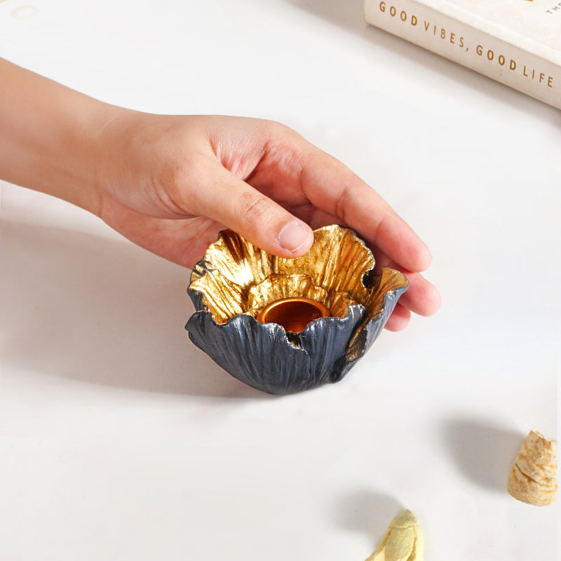 Decorative Bloom Candle Holder