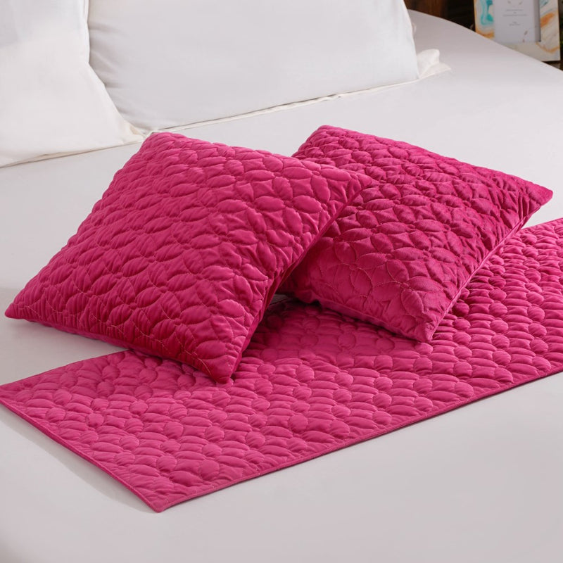 Luxe Cushion Cover & Runner Set Of 3 Magenta