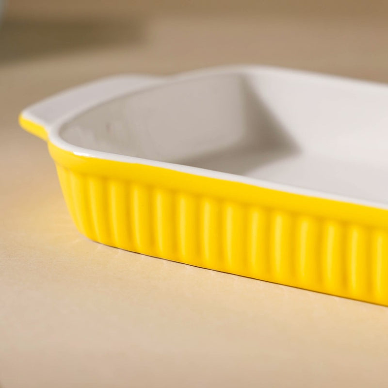 Daffodil Baking Tray 8 Inch