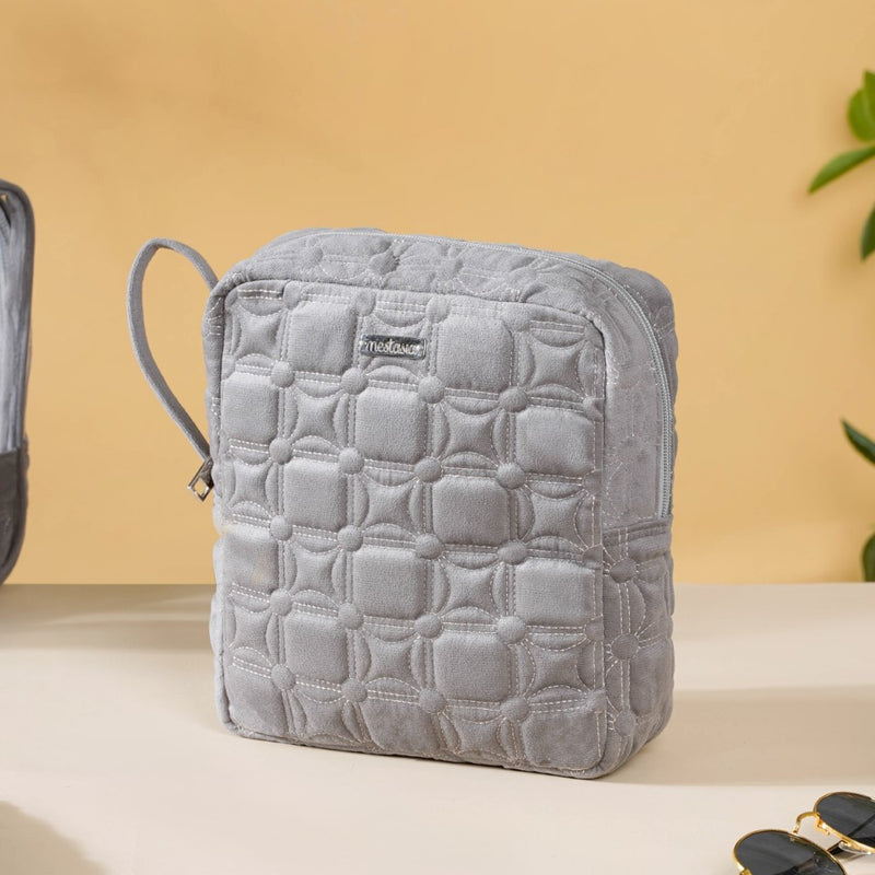 Multipurpose Travel Kit Set Of 4 Grey