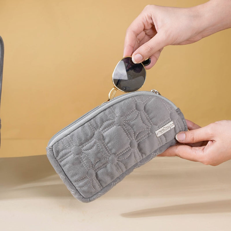 Multipurpose Travel Kit Set Of 4 Grey