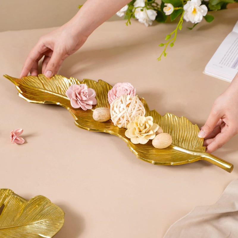 Metal Platter Gold 19 Inch