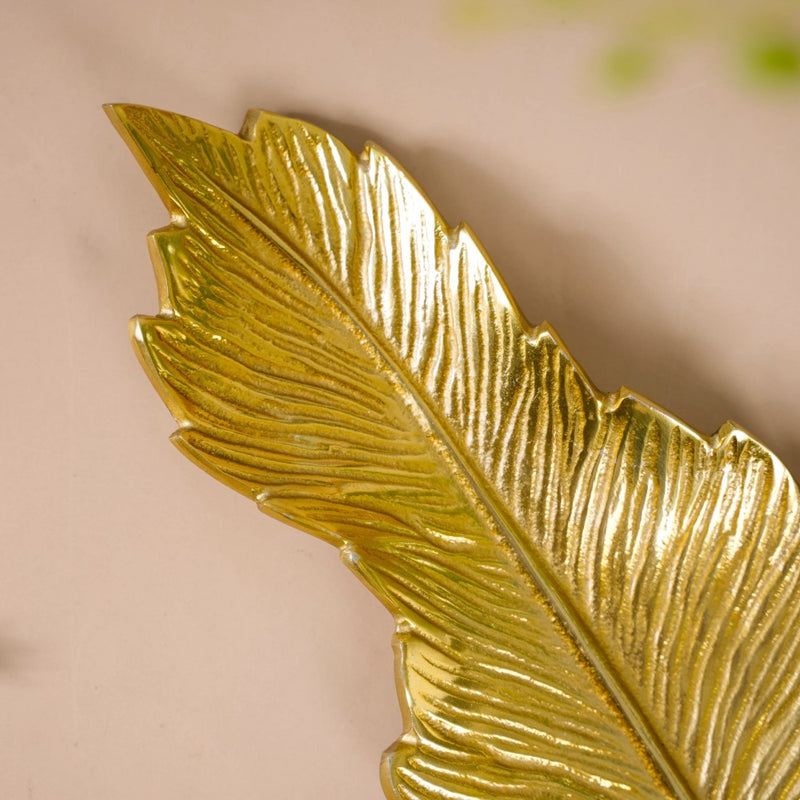 Metal Platter Gold 19 Inch