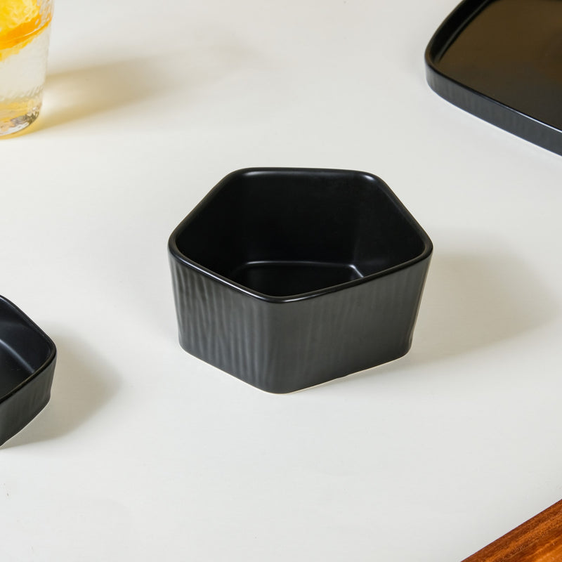 Pentagon Black 19 Piece Dinner Set For 4