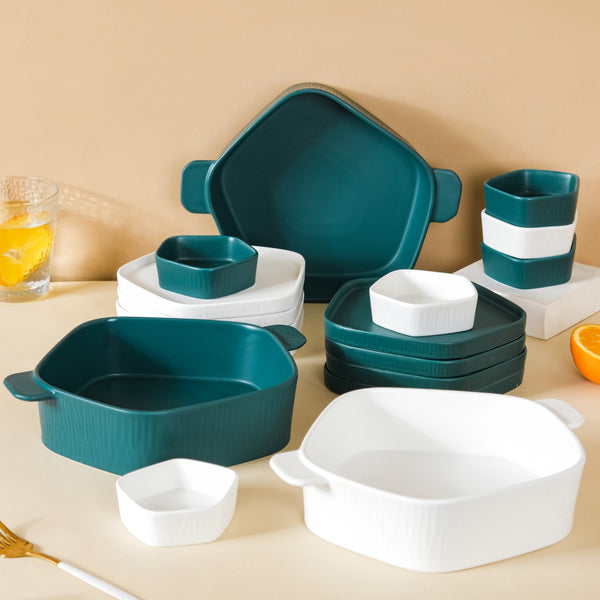 Pentagon Green & White 15 Piece Snack Set For 3