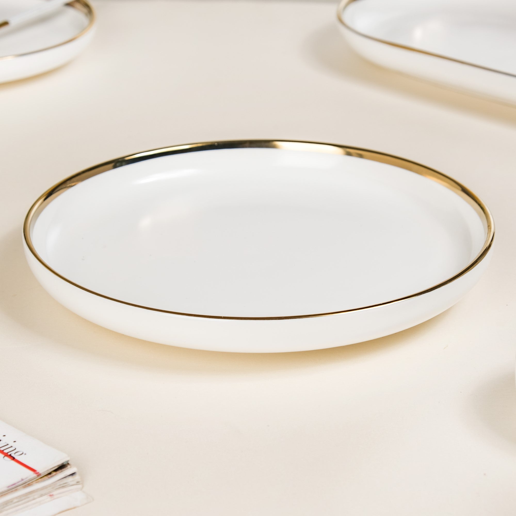 Buy Stylish White Plates Online for Serveware | Nestasia