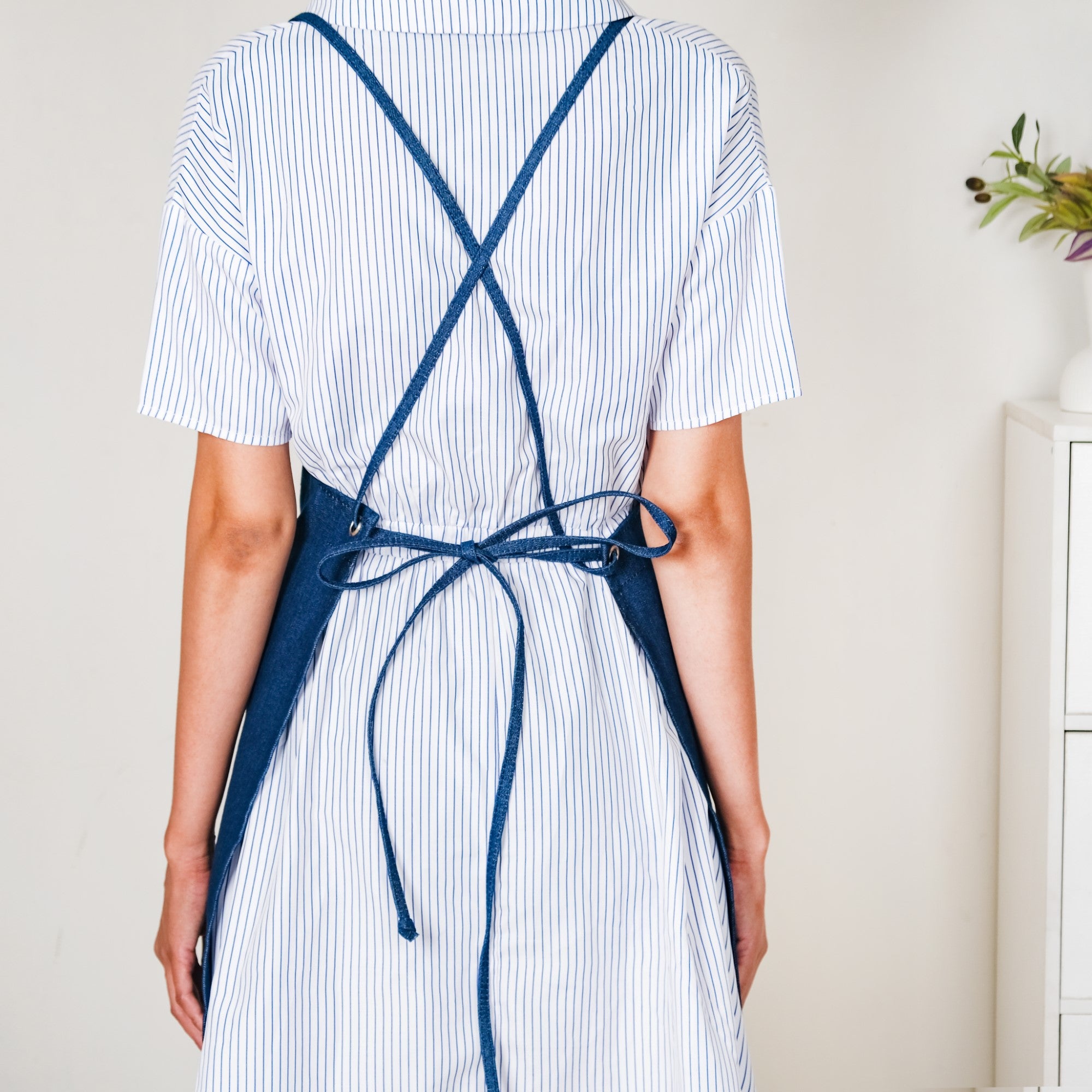 Women Bib Apron Cotton Linen Sleeveless Pinafore Dress Kitchen Coffee –  Wicked Apron Strings