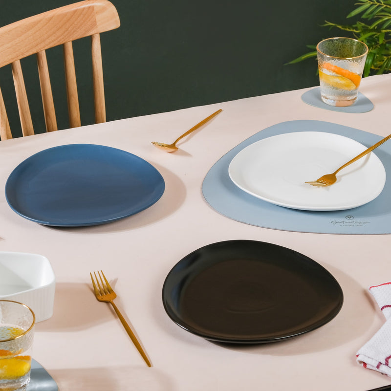 Triangle Plate - Serving plate, snack plate, dessert plate | Plates for dining & home decor