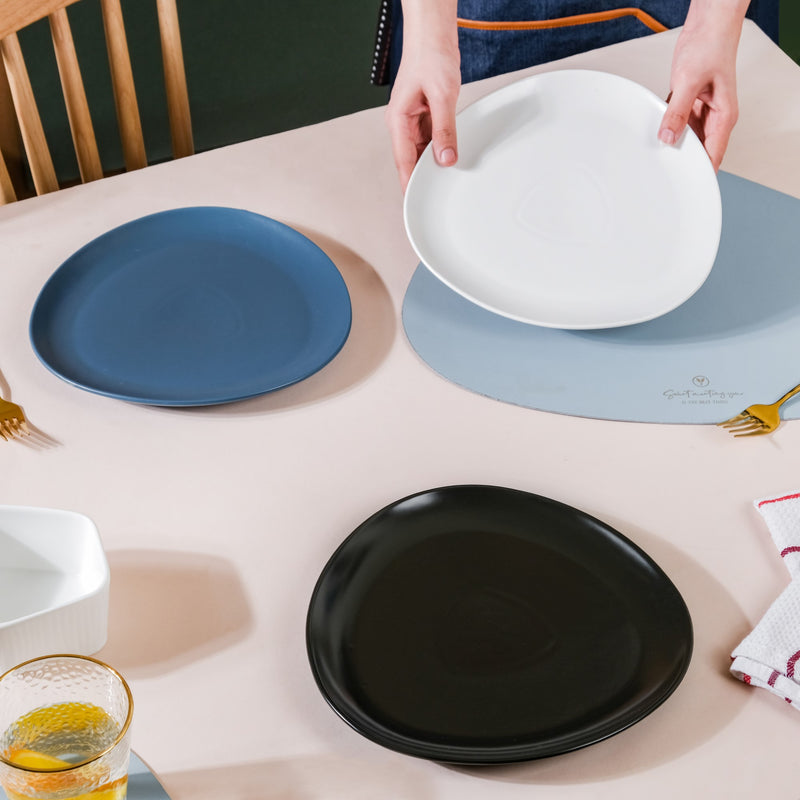 Triangle Plate - Serving plate, snack plate, dessert plate | Plates for dining & home decor