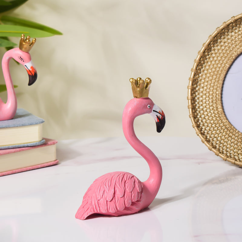 Royal Flamingo Decor