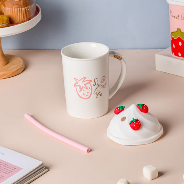 Strawberry Sweet Life Mug With Lid And Straw 380 ml