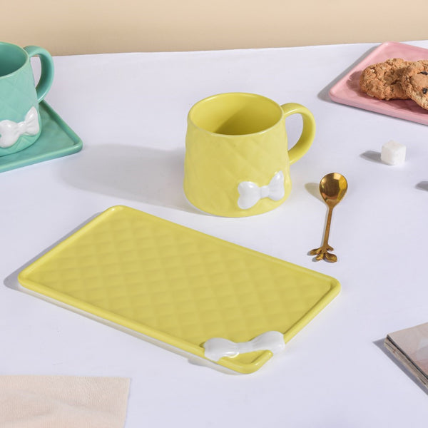 Bow Cup With Rectangular Plate Yellow 260 ml