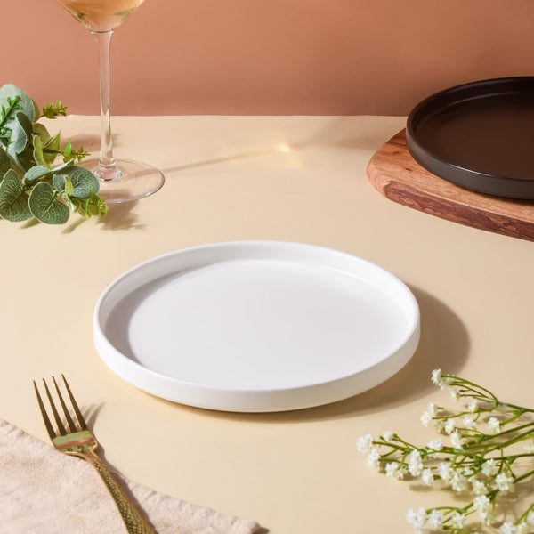 Modern Stoneware Snack Plate White - Serving plate, snack plate, dessert plate | Plates for dining & home decor