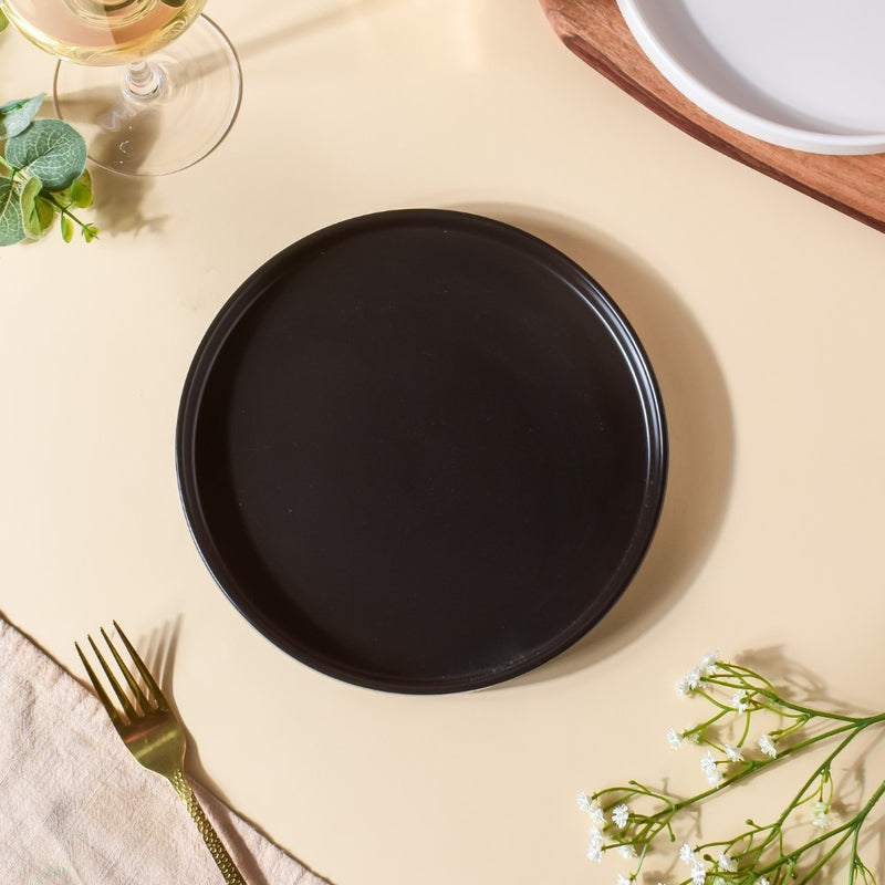 Modern Stoneware Snack Plate Black - Serving plate, snack plate, dessert plate | Plates for dining & home decor