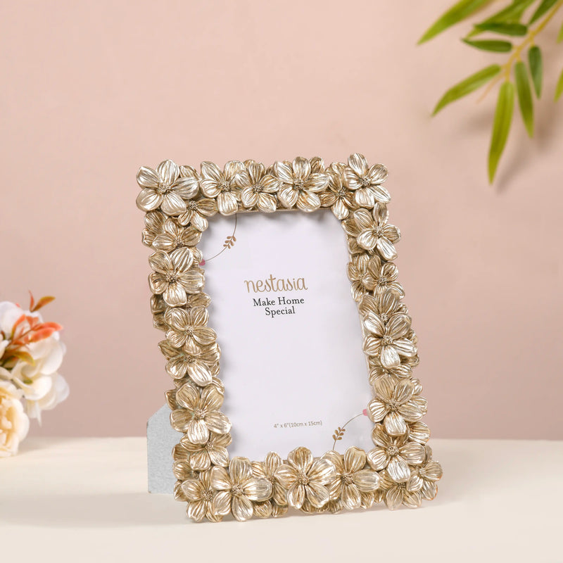 Opulent Silver Festive Gift Set of 5