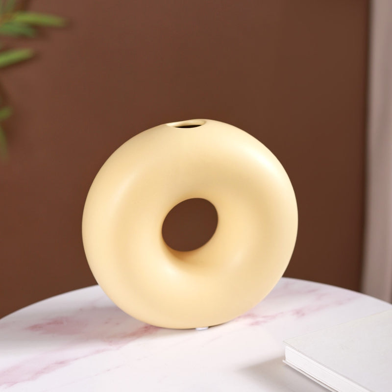 Donut Vase Pastel Yellow- Round Donut Vase, Yellow Ceramic Vase, Decorative Donut Vase, Modern Yellow Vase, Ceramic Round Vase