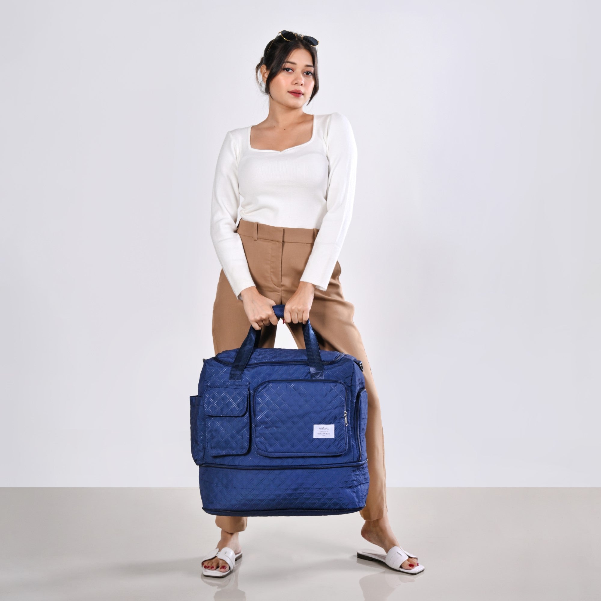 Dova Expandable Duffle Bag Dark Blue Online - Premium Duffel Bag Dova Expandable Duffle Bag Dark Blue Online - Premium Duffel Bag