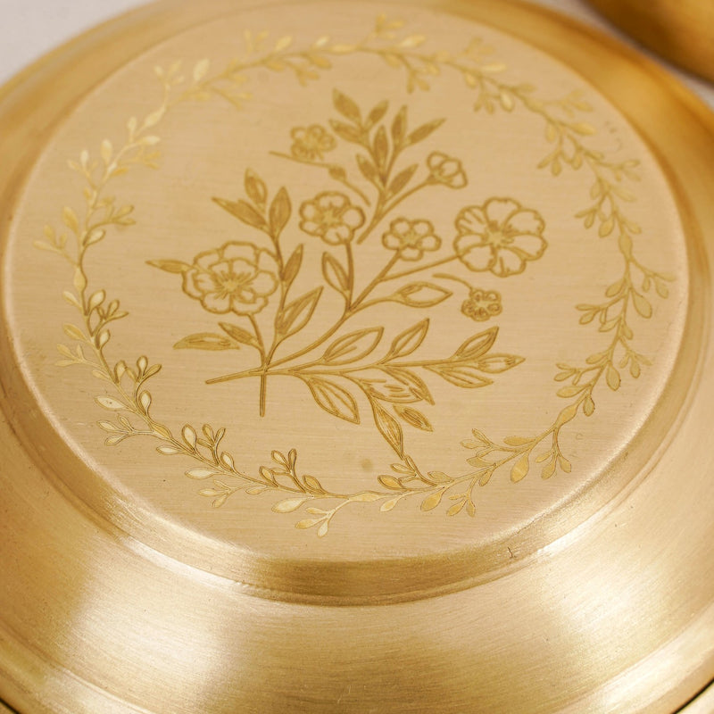Daisy Brass Mukhwas Storage Box – Vintage Style with Secure Lid