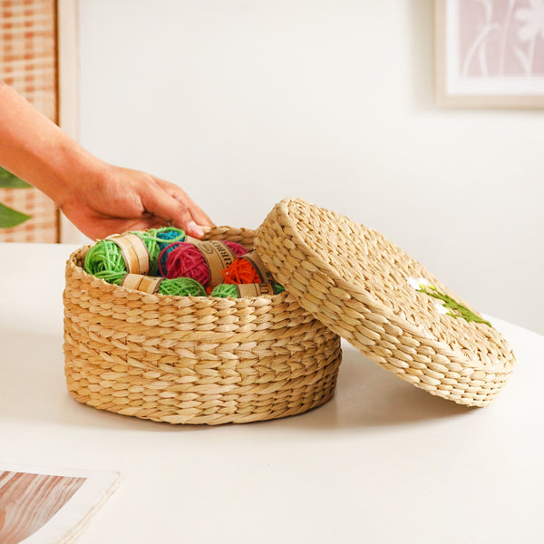 Kauna Round Basket With Lid – Handmade Box With Floral Embroidery