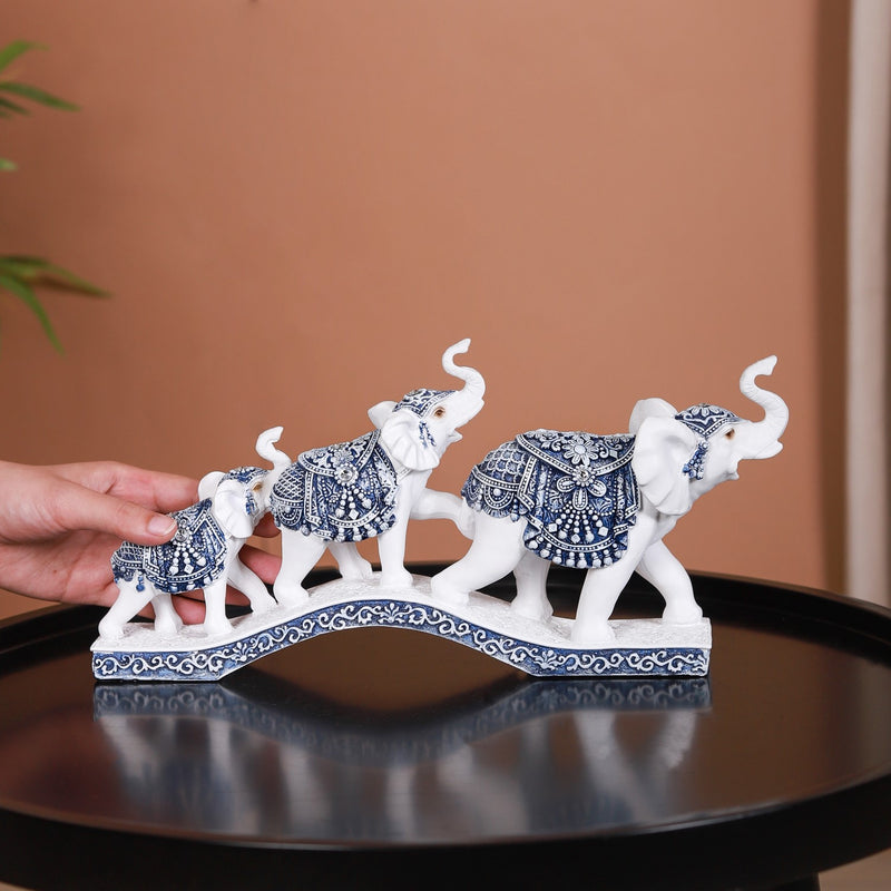 White Elephant Family Showpiece