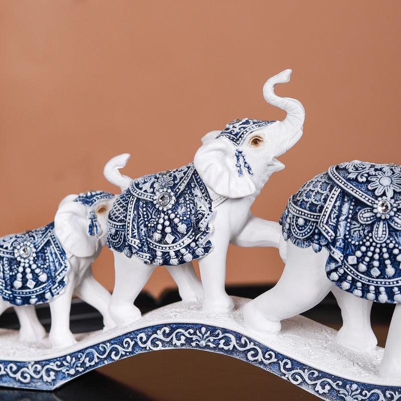 White Elephant Family Showpiece