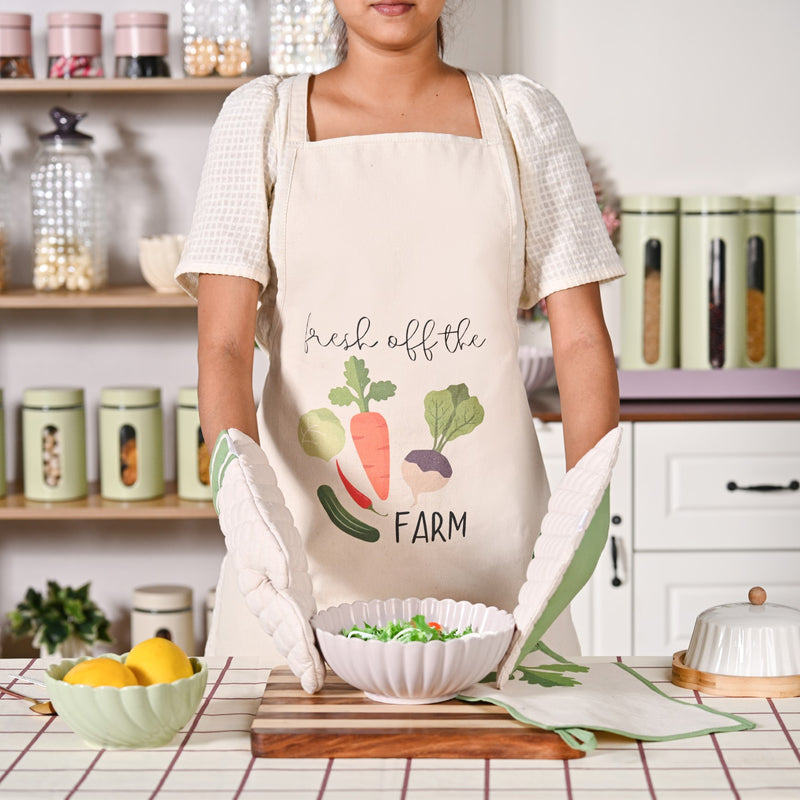 Farm Fresh Apron Mitten Pot Holder And Hand Towel Set Of 4