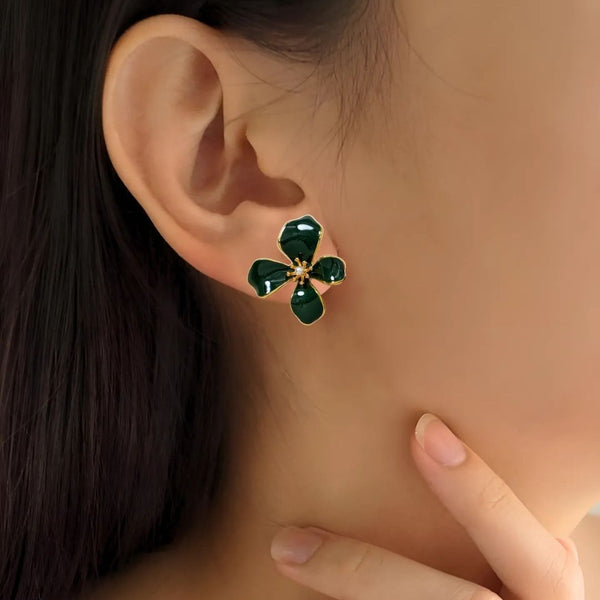 Flora Twist Stud Earrings Green