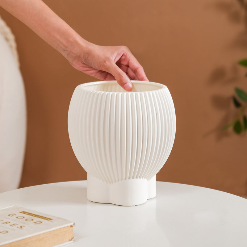 Handmade Fluted Decorative Ceramic Vase - Handmade Decorative Ceramic Flower Vase, Artisan Ceramic Vase, Unique Floral Vase, Handcrafted Flower Vase