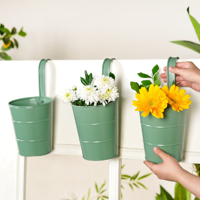 Garden Muse Hanging Flower Bucket Set Of 3 Sage Green