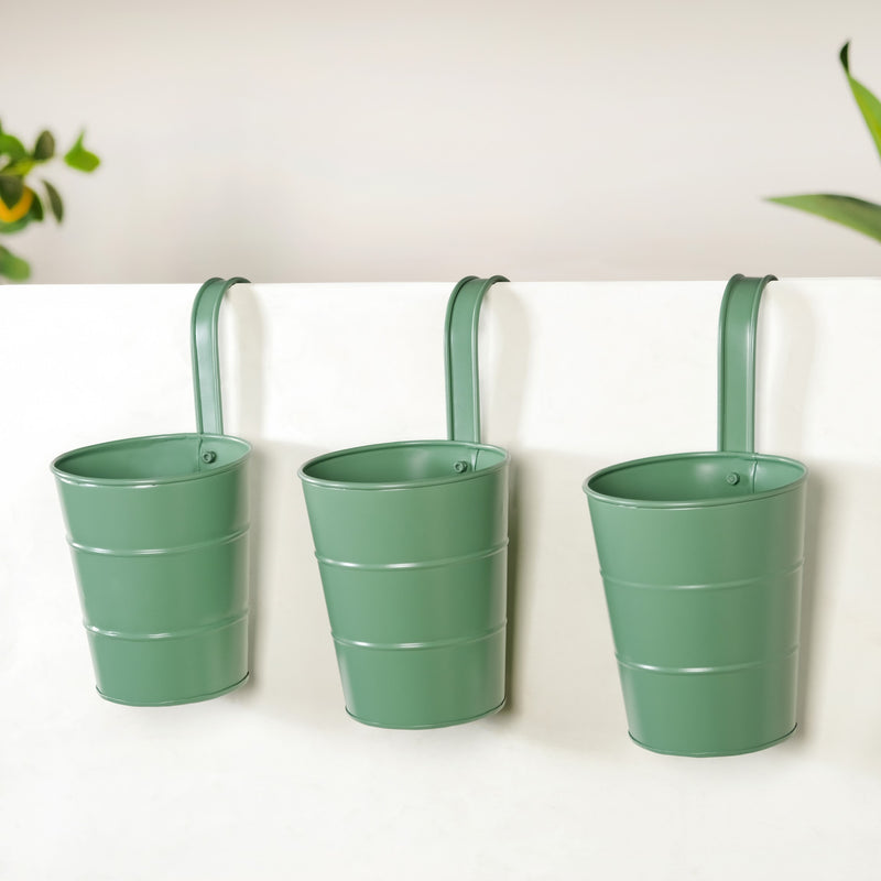 Garden Muse Hanging Flower Bucket Set Of 3 Sage Green