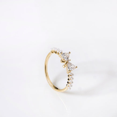 Gilded Bow Charm Pearl Gold Ring