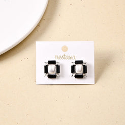 Glam Pearl Black Studs