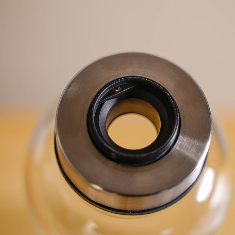 Glass Oil Dispenser Bottle With Nozzle And Measurement Marking 750ml