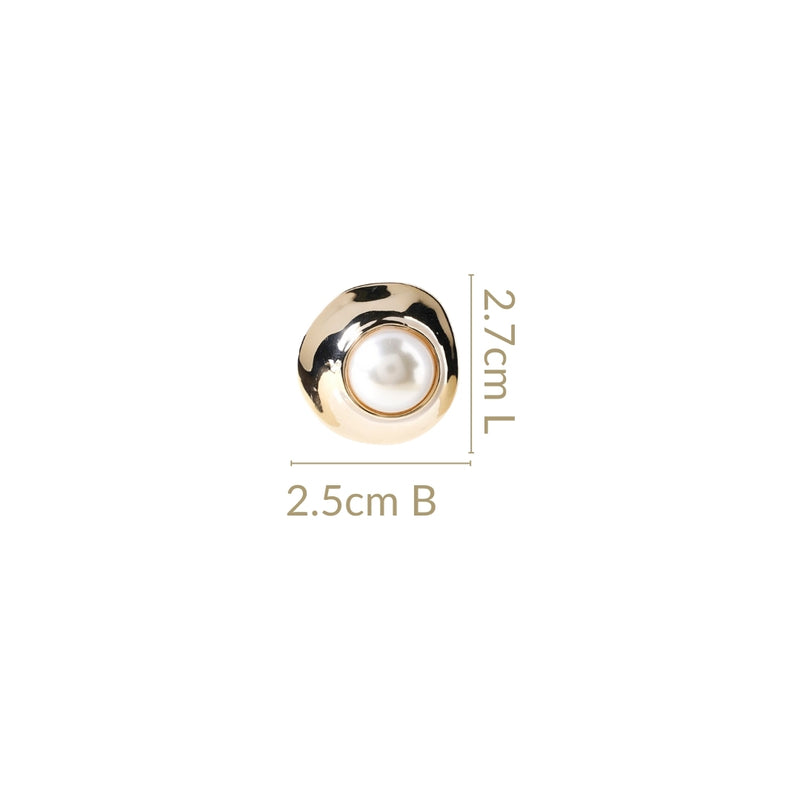 Gold Disc With Pearl Stud Earring