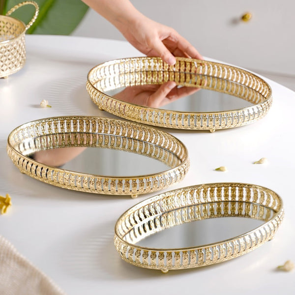 Set Of 3 Oval Metal Tray Gold