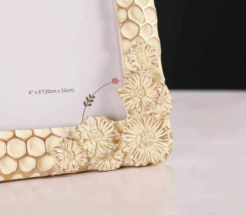 Honeycomb Gold Frame Small