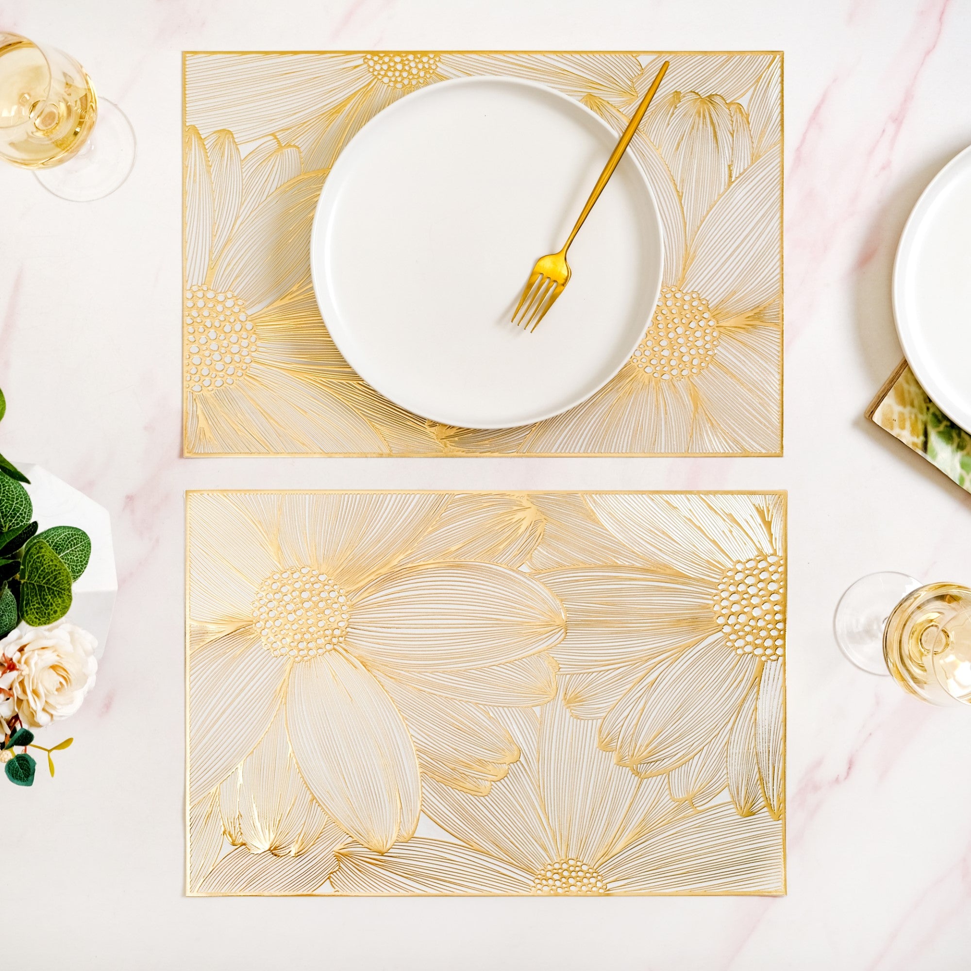 Golden Petals Table Mat Set Of 6 Online - Premium Table Mat | Nestasia