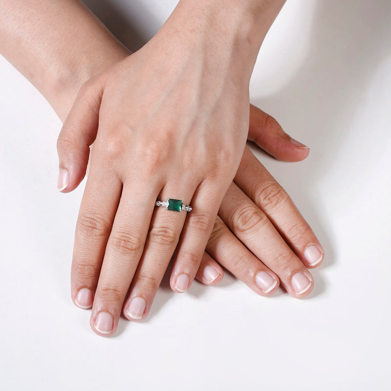 Green Stone Geometric Ring